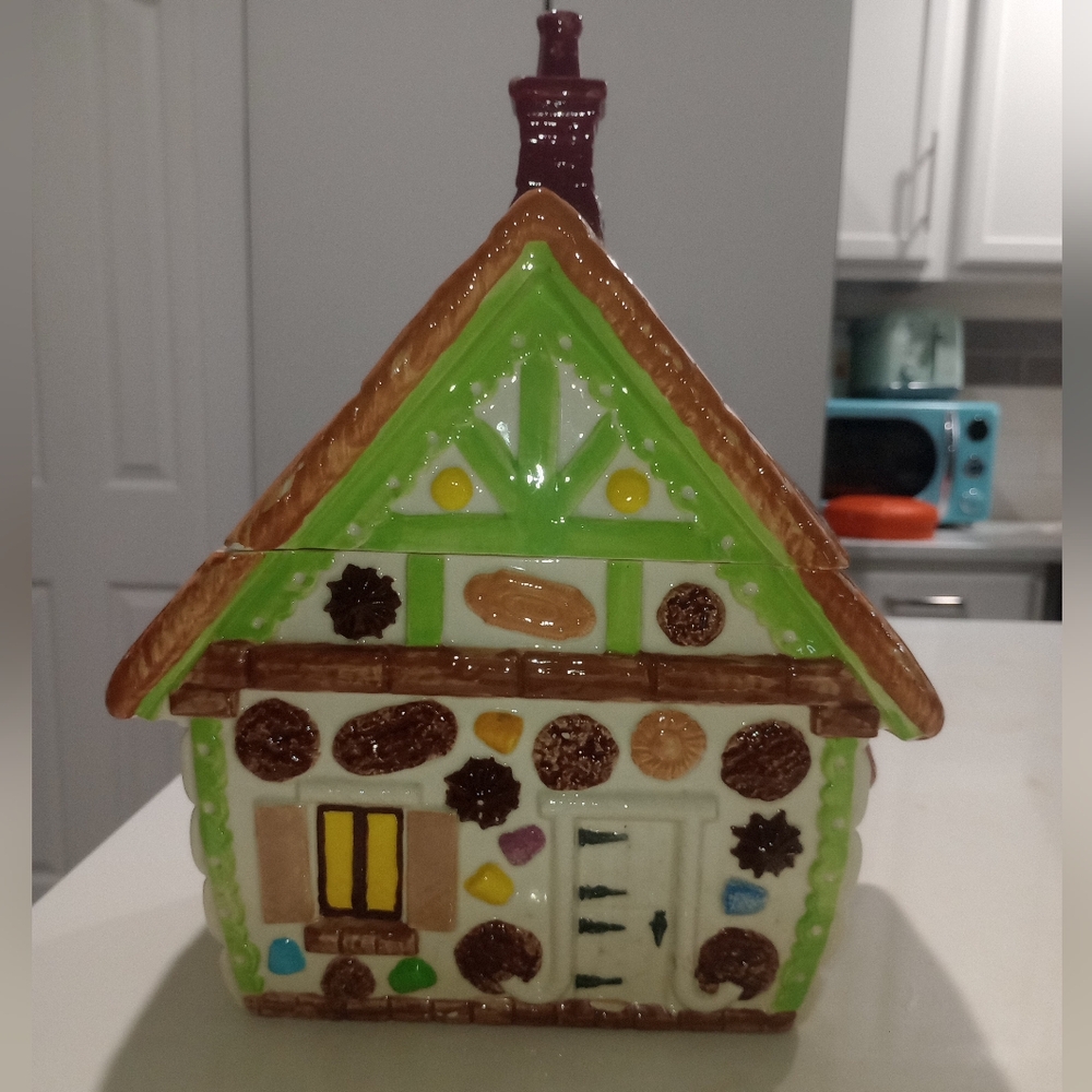 Vintage Duncan Enterprises 1977 Ceramic Gingerbread House Cookie Jar